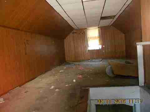 19310 St Aubin (27)_m.jpg